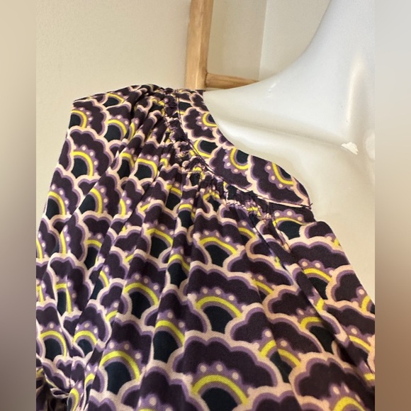 Boden Dolly Split V Neck Printed Floral Long Sleeve Blouse size 4 Purple Green - Picture 2 of 7